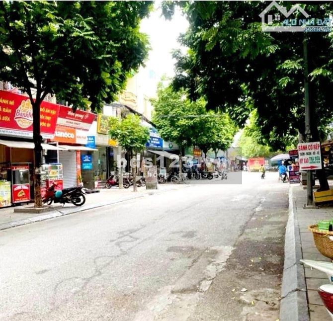 GẦN PHỐ - NGÕ XUÂN THỦY TRUNG TÂM - NGÕ TO - NHÀ ĐẸP Ở NGAY - TIỆN ÍCH NGẬP TRÀN