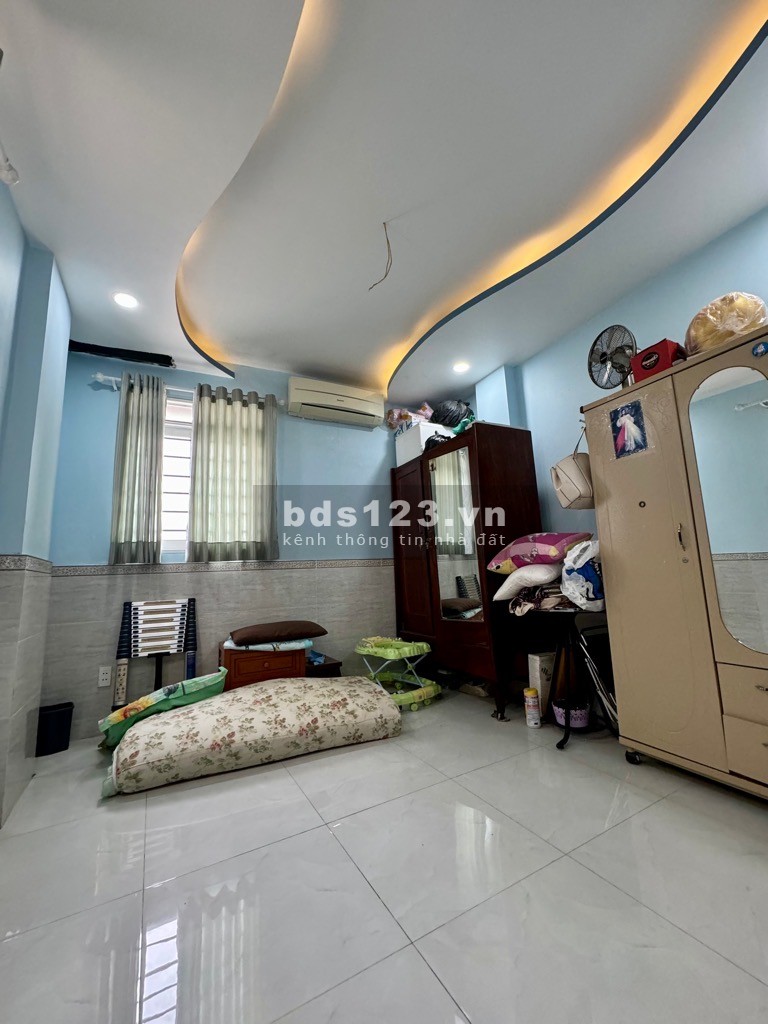 THƠM, NHÀ 5 TẦNG, HẺM Ô TÔ 4M, GẦN CHỢ BÀ CHIỂU, 37m2, CHỈ 6.5 TỶ