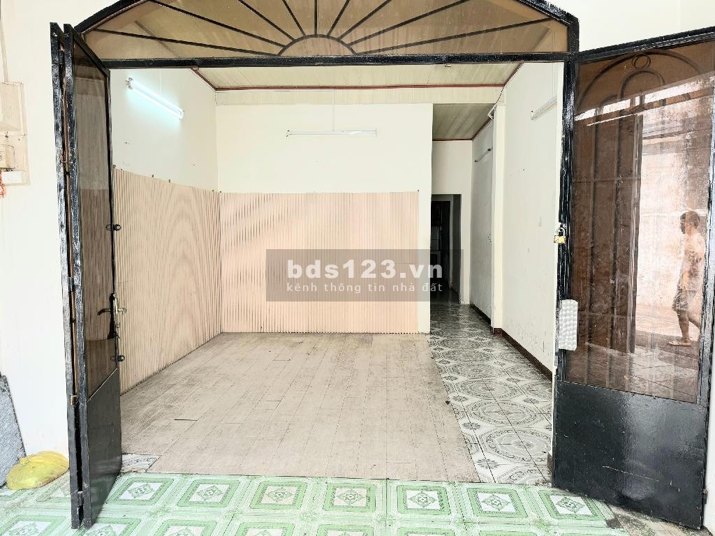 Mua bán nhà đất Quận 9, giáp đường Đỗ Xuân Hợp, Phước Long B, 72m2, nhỉnh 5.x tỷ