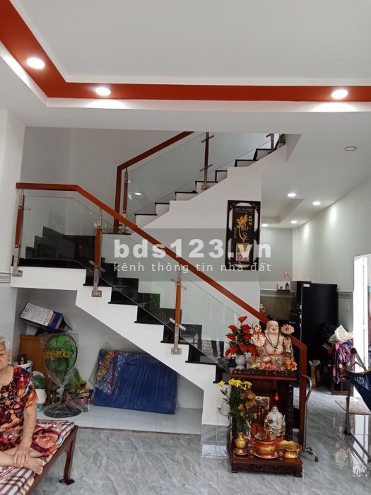 Bán căn VIP tiện ích bạt ngàn, diện tích 80m2 sát mặt tiền Nguyễn Duy Trinh, 3,X TL mạnh