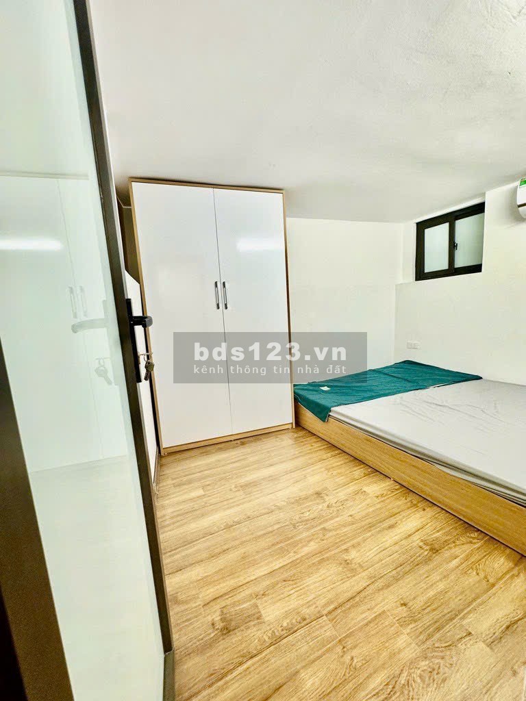 Chính chủ cần bán nhà ngõ 201 Đê Tô Hoàng 18m x4 tâmg, giá 2.35 tỷ