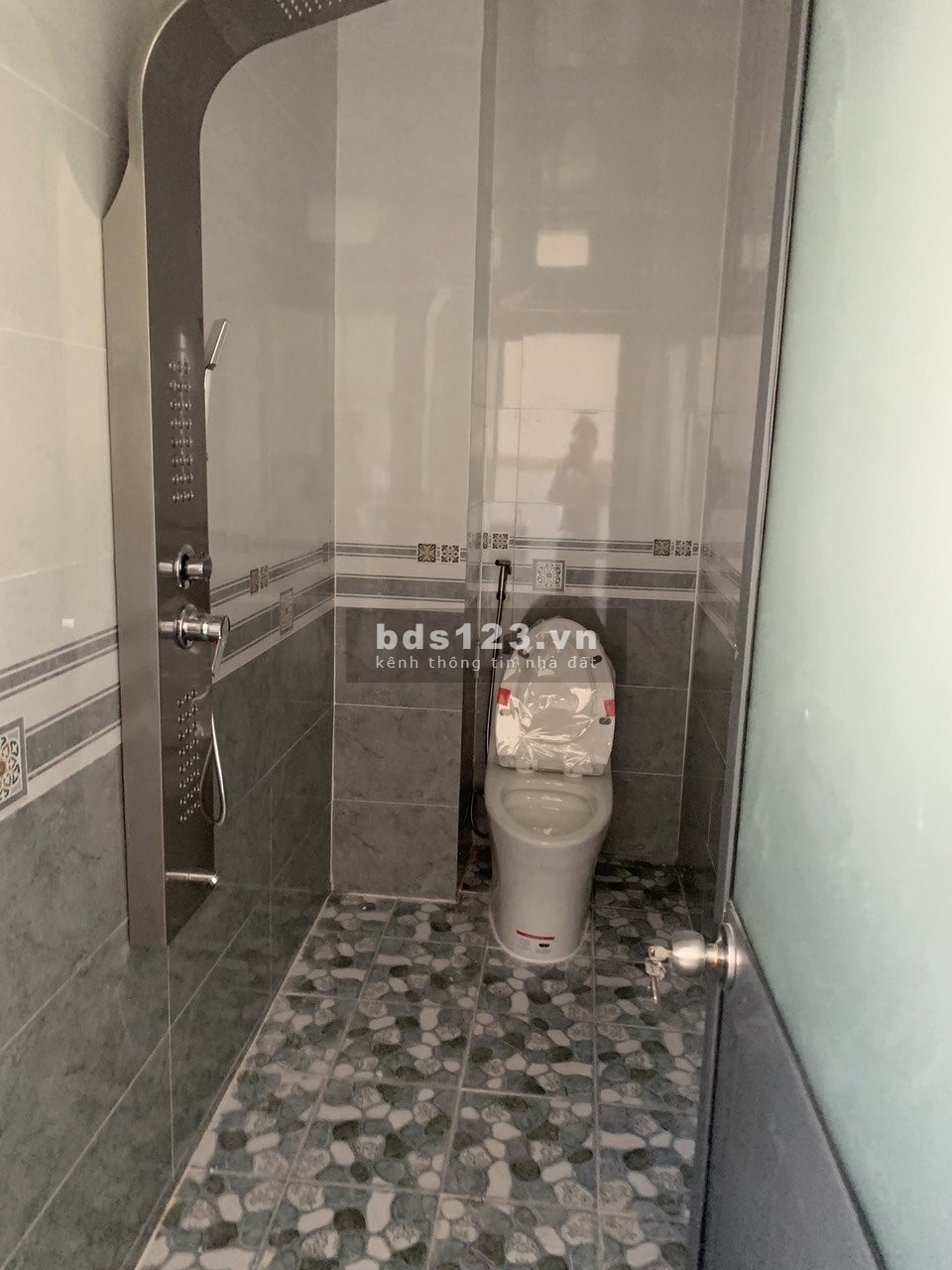 700tr sở hữu ngay căn nhà 1 trệt 1lầu gần chợ Tân Bình (ngân hàng hỗ trợ)
