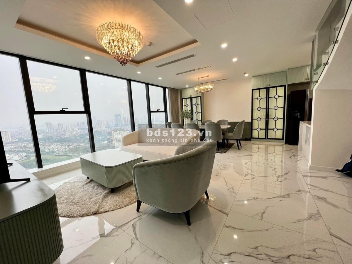 Cần bán căn Duplex Sunshine City siêu Vip view Sân Golf. Giá 14tỷ. LH: 0963416556