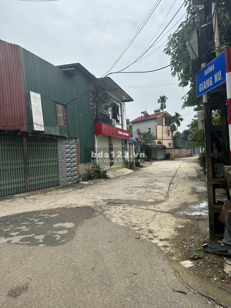 Chính chủ 100m2 full thổ cư tại Hạ Bằng không qua trung gian.