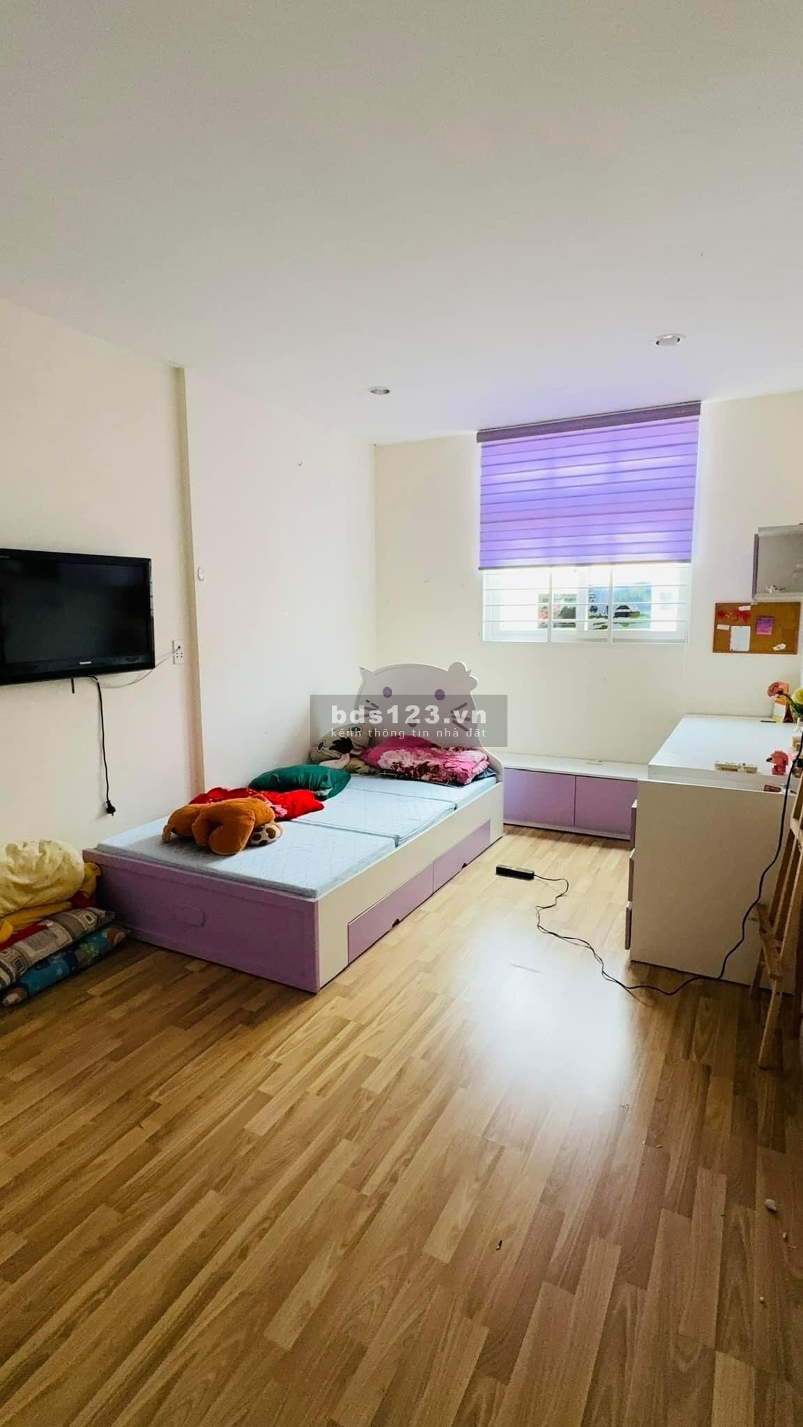 Chung cư Screc Tower - Quận 3 76m2 12tr5, nội thất đầy đủ: 2pn, 2wc