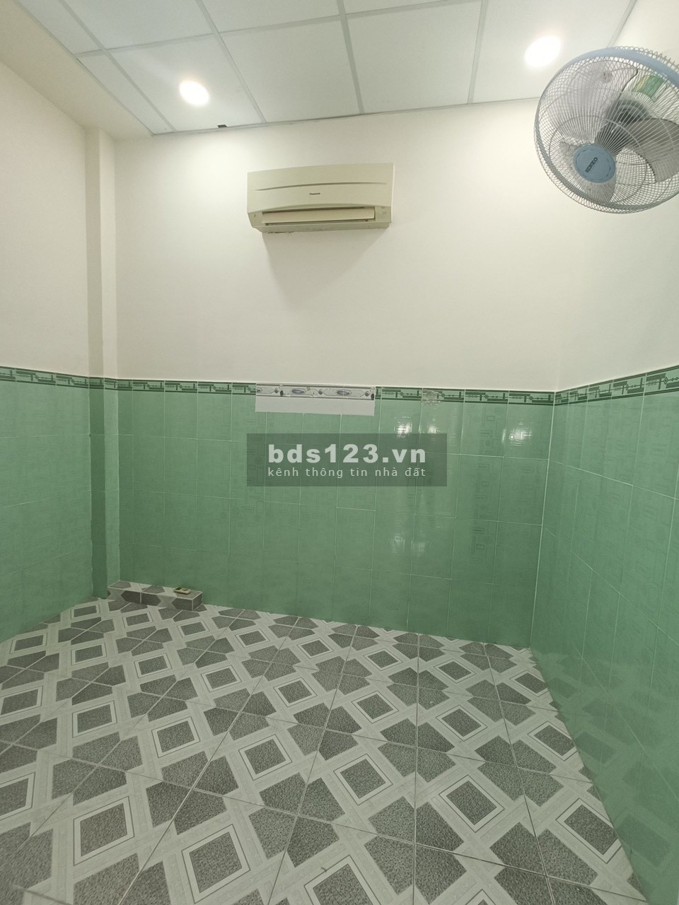 NHÀ HẺM HUỲNH TẤN PHÁT - PHÚ THUẬN - QUẬN 7 - 41M2 - 4,2 TỶ