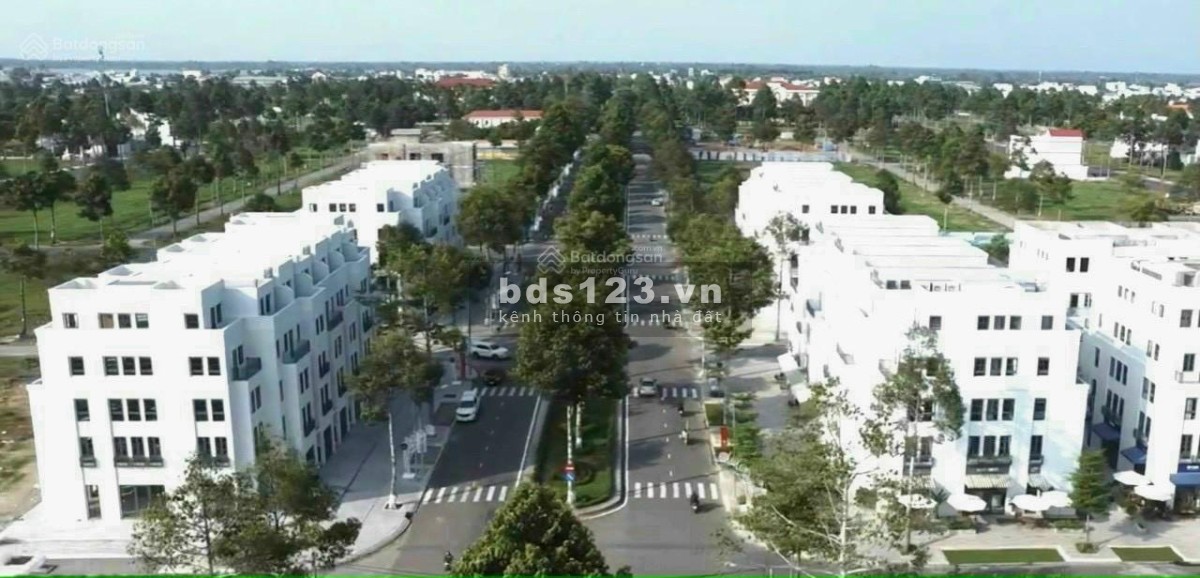 Bán đất nền Stella Mega City, nền đẹp gần công viên, đã sẵn sổ công chứng ngay, (5*22) 110m2 giá tốt