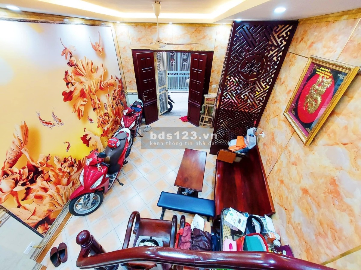 BÁN NHÀ HOÀNG HOA THÁM 5 TẦNG 31M CHỈ 5.65 tỷ