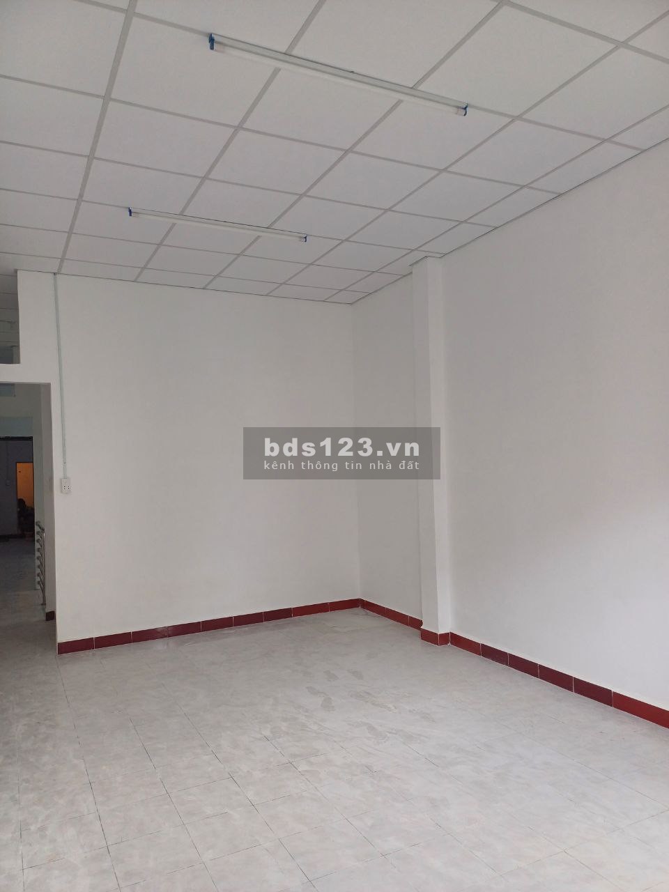 Nhà nguyên căn 24D Tân Trụ Q TB 4x23m chính chủ.