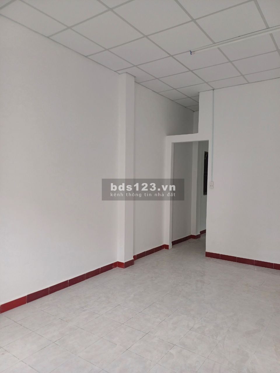 Nhà nguyên căn 24D Tân Trụ Q TB 4x23m chính chủ.