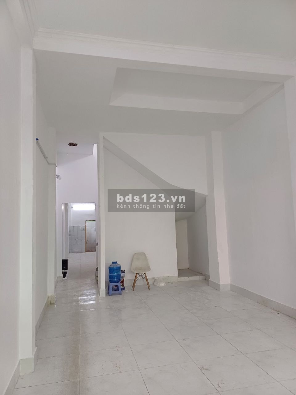 Nhà nguyên căn 24D Tân Trụ Q TB 4x23m chính chủ.