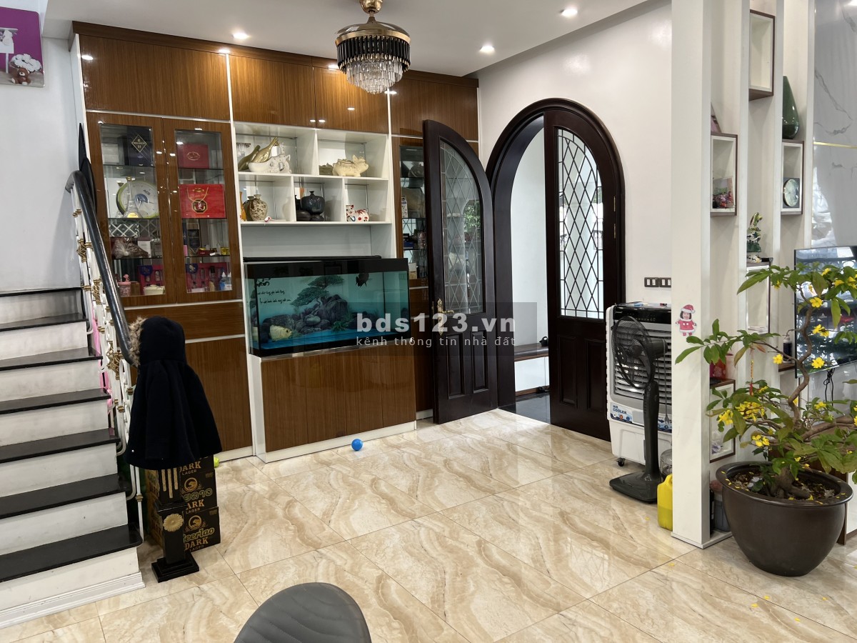 Cần bán gấp liền kề Sao Biển full đồ đẹp 88.8m2 giá 18.6 tỷ tại Vin Gia Lâm (0985 941715)
