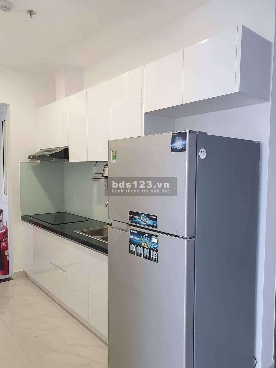 Cao ốc Screc - Quận 3 2pn, 2wc 68m2 giá thuê 13tr. Nội thất như hình