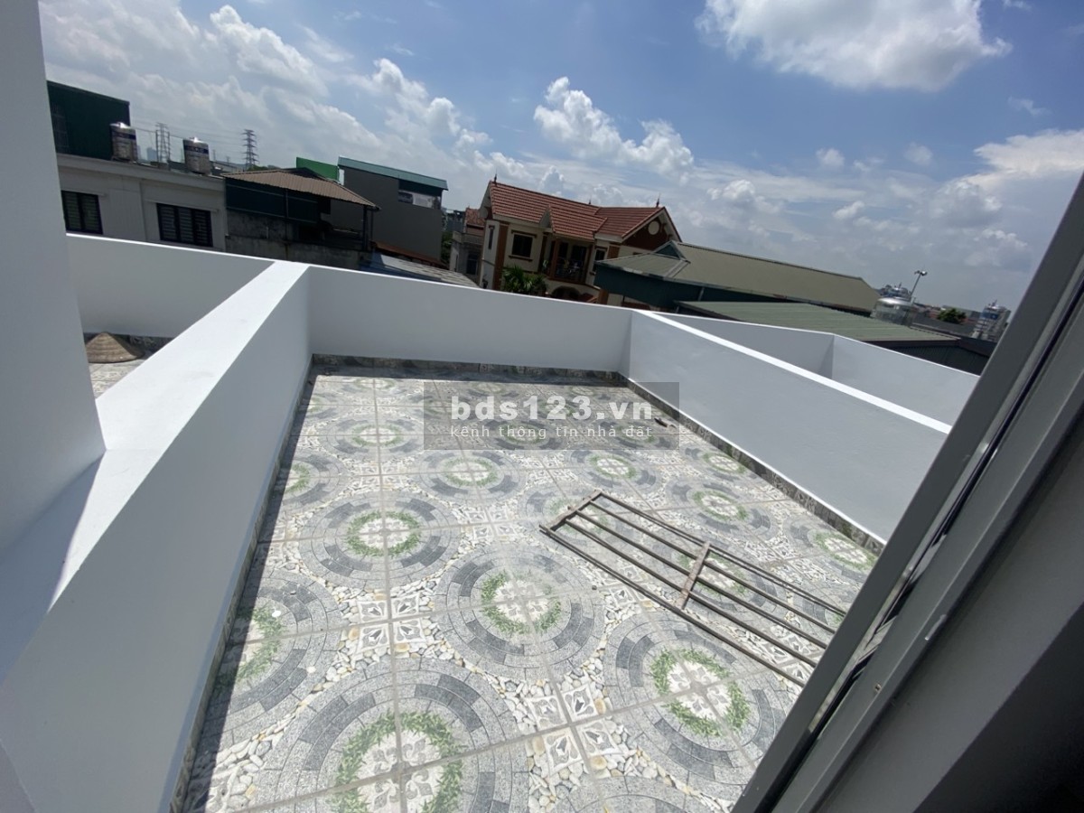 CHỈ 3,7 TỶ CÓ NHÀ 48m2 ĐÃ CÓ NỘI THẤT CƠ BẢN TẠI ĐẠI THÀNH CÁCH YÊN NGHĨA 4KM KINH DOANH TỐT.
