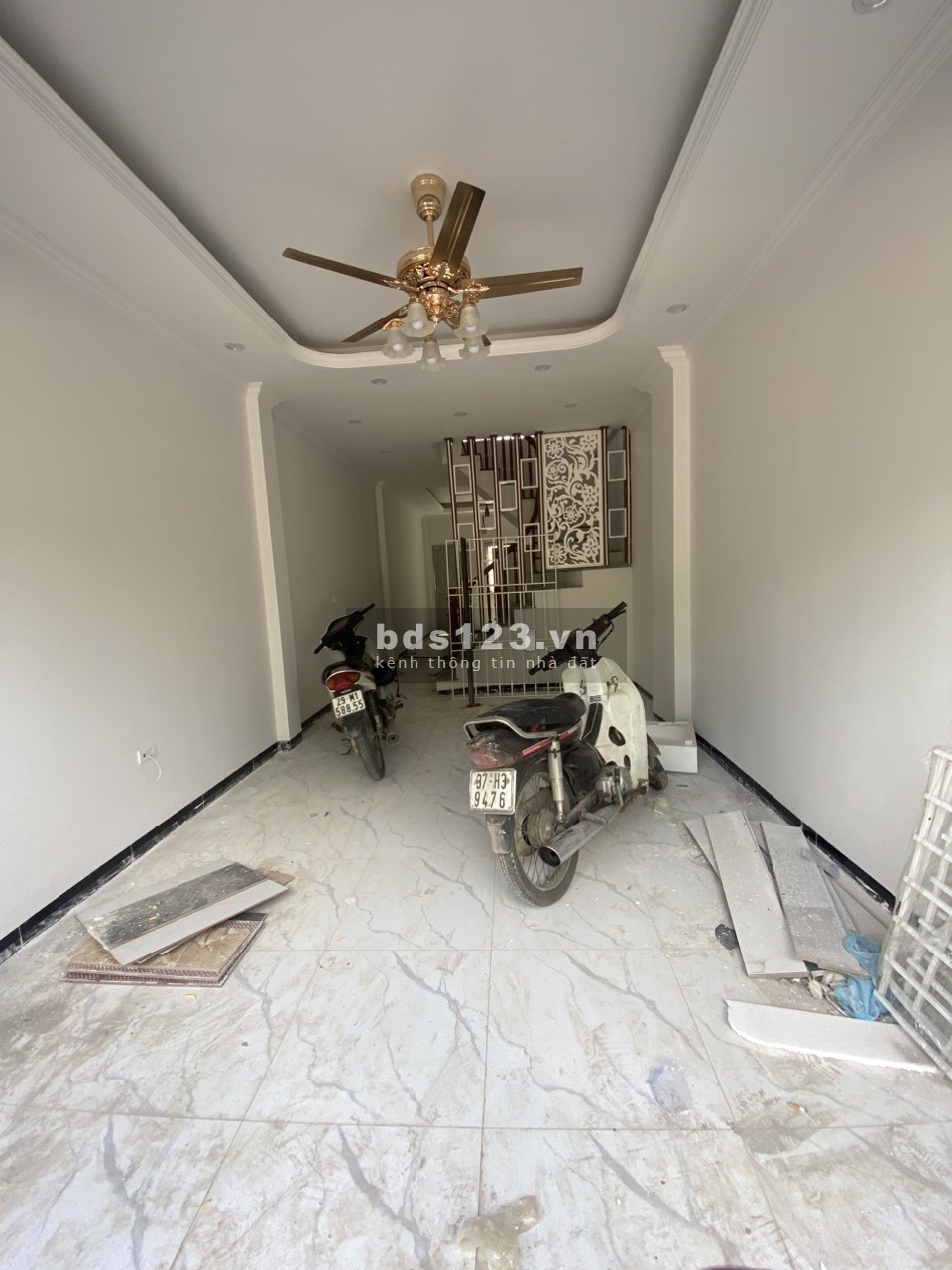 CHỈ 3,7 TỶ CÓ NHÀ 48m2 ĐÃ CÓ NỘI THẤT CƠ BẢN TẠI ĐẠI THÀNH CÁCH YÊN NGHĨA 4KM KINH DOANH TỐT.
