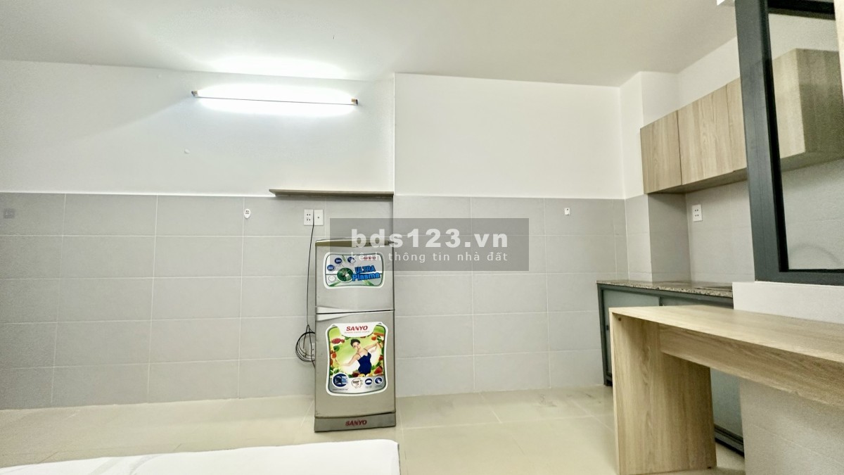 Cho thuê phòng cao cấp đầy đủ nội thất 30m2 có bảo vệ 24/24 tầng lửng là GS25 mở cửa xuyên suốt