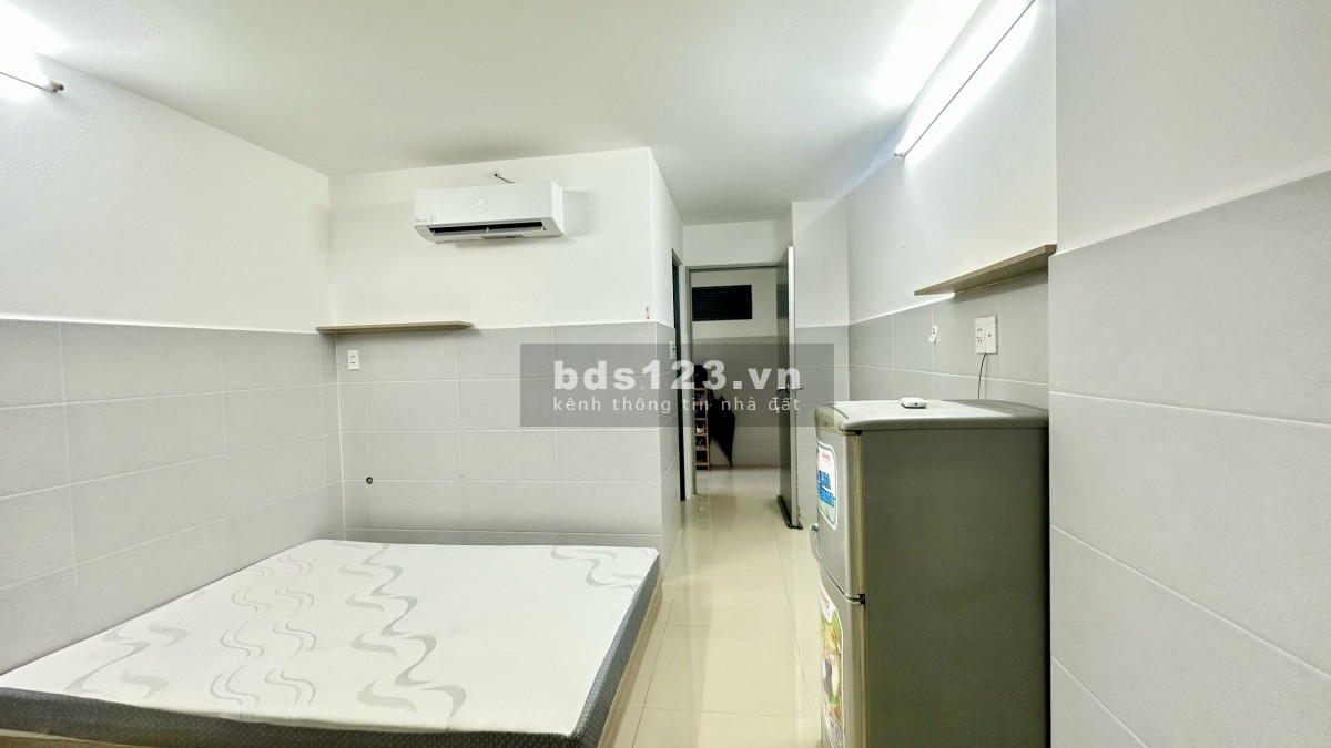 Cho thuê phòng cao cấp đầy đủ nội thất 30m2 có bảo vệ 24/24 tầng lửng là GS25 mở cửa xuyên suốt