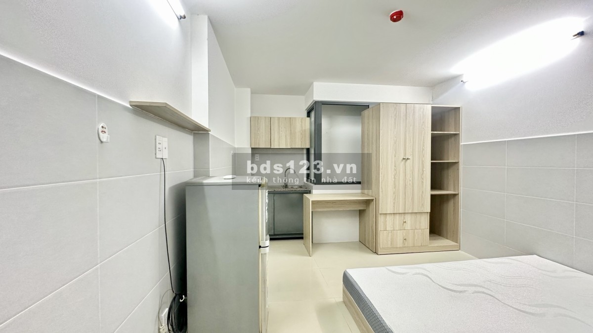 Cho thuê phòng cao cấp đầy đủ nội thất 30m2 có bảo vệ 24/24 tầng lửng là GS25 mở cửa xuyên suốt