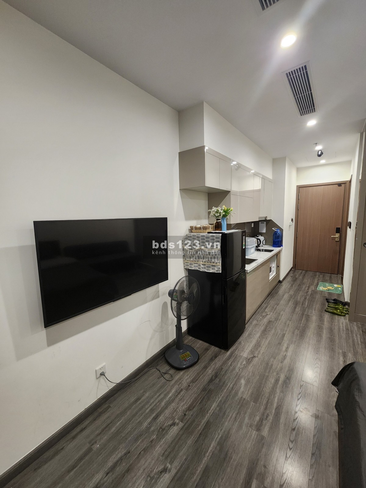 Cần tiền bán gấp căn hộ Studio, Diện tích37m2. Giá Chỉ từ 1,450 tỷ tại Vinhomes Ocean Park.