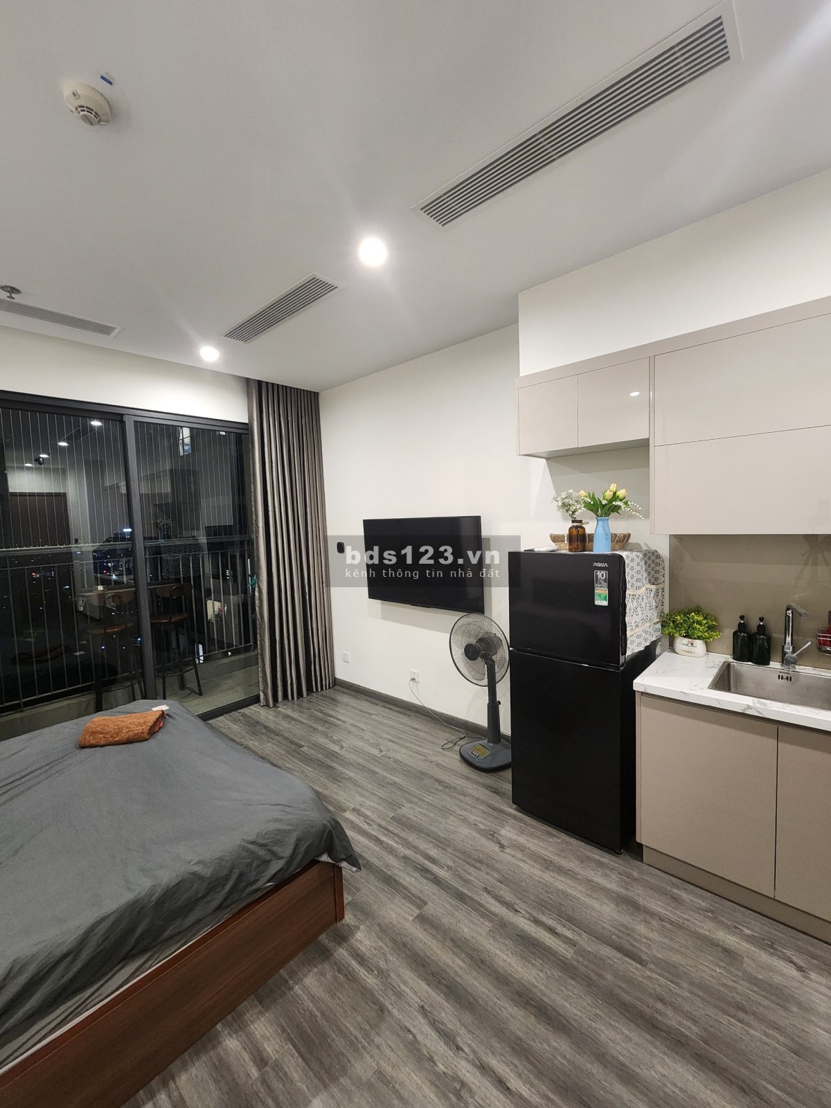 Cần tiền bán gấp căn hộ Studio, Diện tích37m2. Giá Chỉ từ 1,450 tỷ tại Vinhomes Ocean Park.
