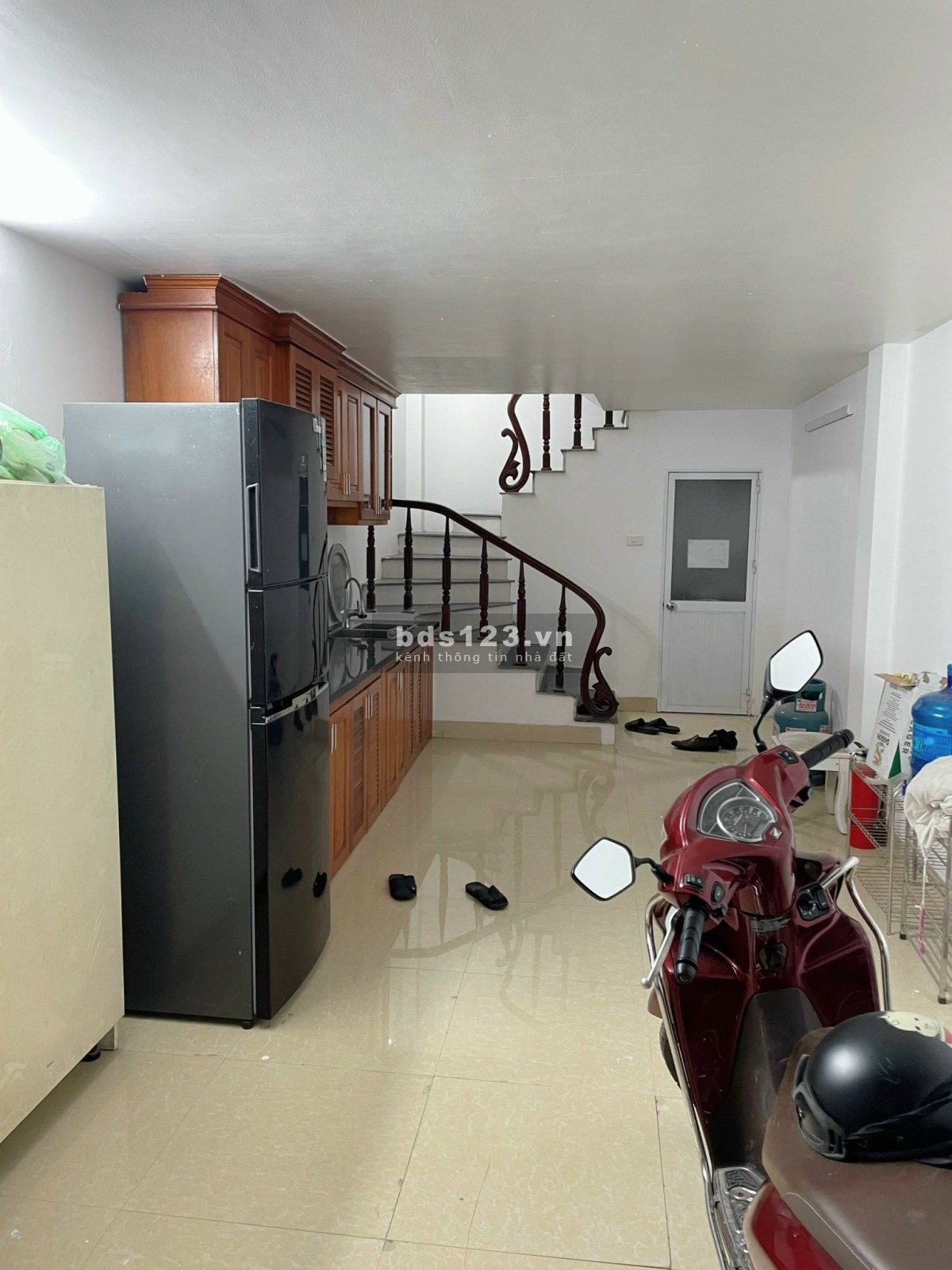 Cho thuê nhà nguyên căn đẹp giá hợp lý, diện tích 33m2 x 4,5 tầng; 2 ngủ, 3nvs, 1 tầng lửng