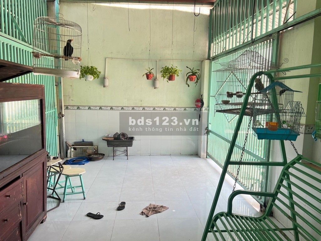 Mua bán nhà Nguyễn Xiển, Quận 9, TP Thủ Đức, 107m2, gần Vinhomes chỉ 4.x Tỷ