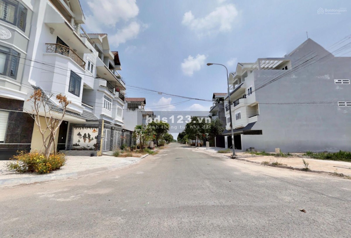 Bán đất chính chủ 80m2 tại Cao Lỗ, P4, Q8, giá 1 tỷ 900 có sổ riêng, hẻm 8m, xây tự do