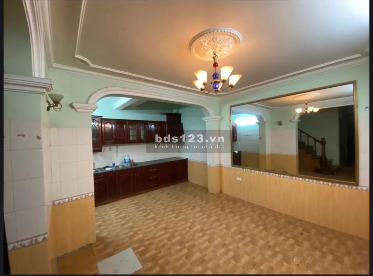 BÁN NHÀ 4 TẦNG MT 5.5M PHỐ TRẦN QUỐC HOÀN - CẦU GIẤY SỔ VUÔNG ĐẸP GIÁ NHỈNH 17 TỶ