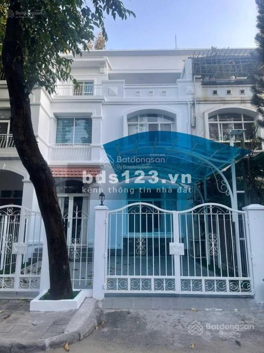 Bán nhanh biệt thự liên kế Hưng Thái, DT: 7x18m, Giá 26 tỷ tốt nhất PMH. LH: 0901855368 Dũng