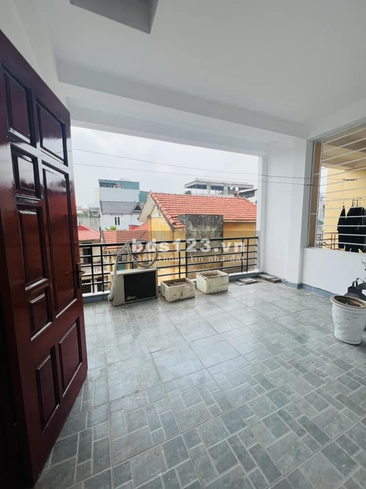 Bán Nhà Phố Trần Cung - 5 Tầng x 40m2 - 5.05 Tỷ