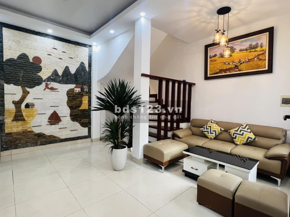 Bán Nhà Phố Trần Cung - 5 Tầng x 40m2 - 5.05 Tỷ
