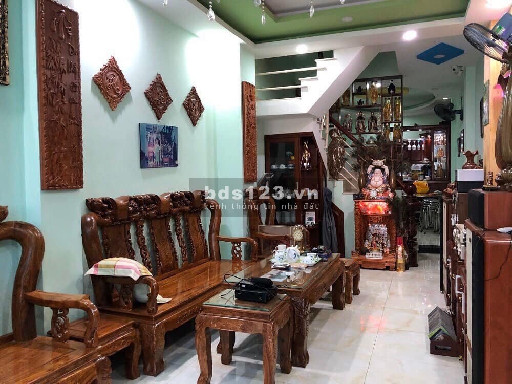 Nhà HXH, BTCT 2 Tầng, Lạc Long Quân, TB, 60m2, chỉ 6.8 tỷ.