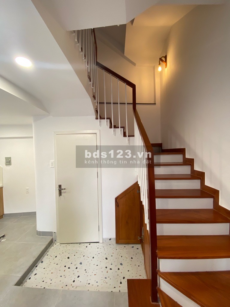 Siêu Phẩm đẹp lung linh, Bùi Đình Túy, 46m2_chỉ 7,8 tỷ