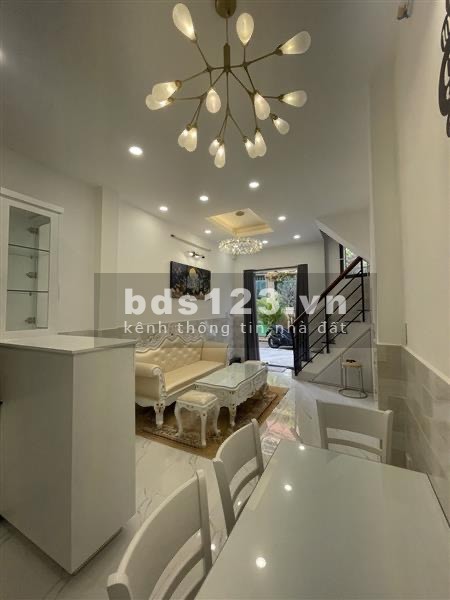 7 CHỖ ĐỖ CỬA - NHÀ MỚI XINH PHÚ NHUẬN - 4 TẦNG BTCT - 0 LỘ GIỚI