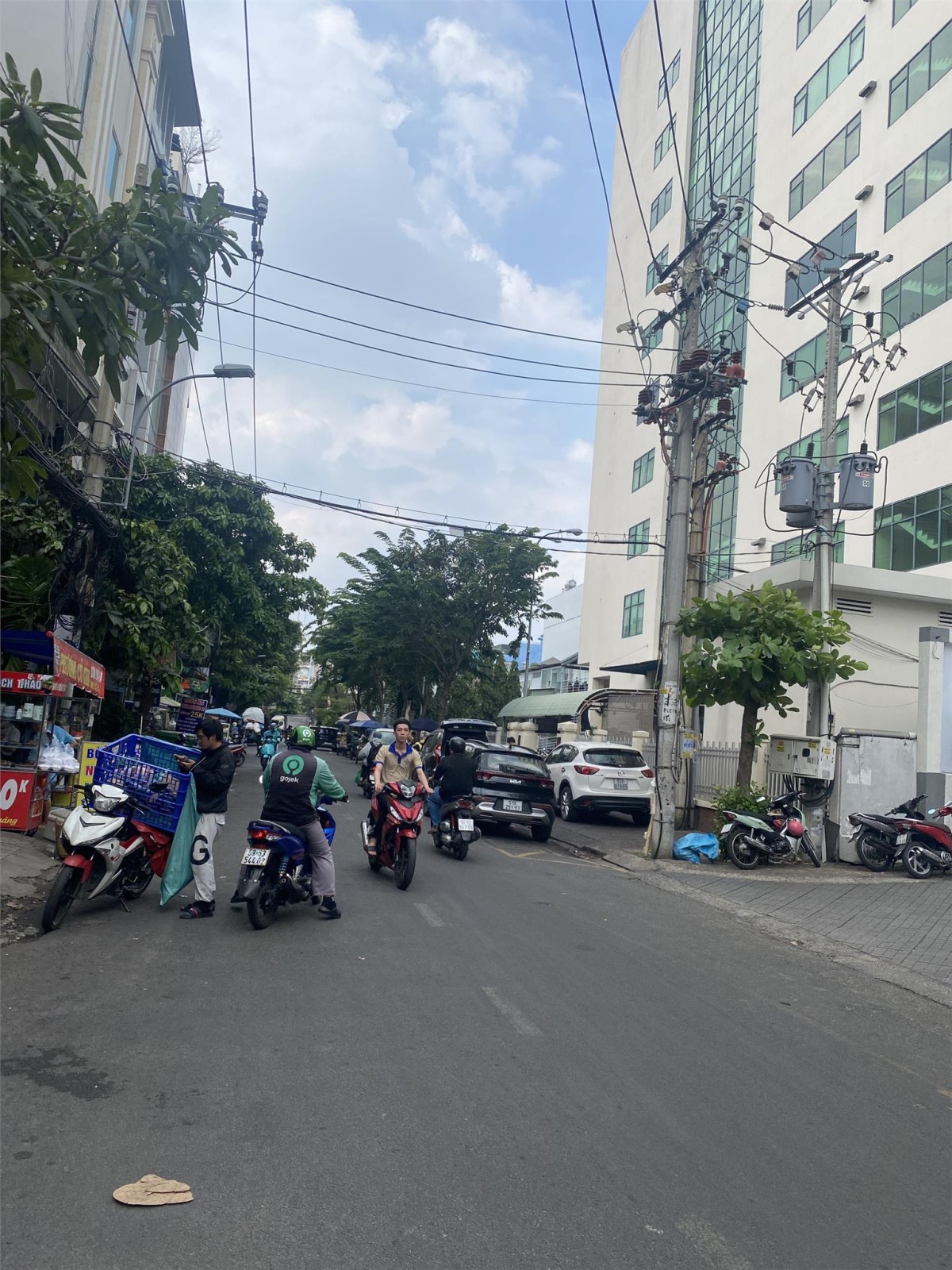 ***Bán nhà khu K300, mặt tiền Lê Trung Nghĩa, phường 12 Tân Bình