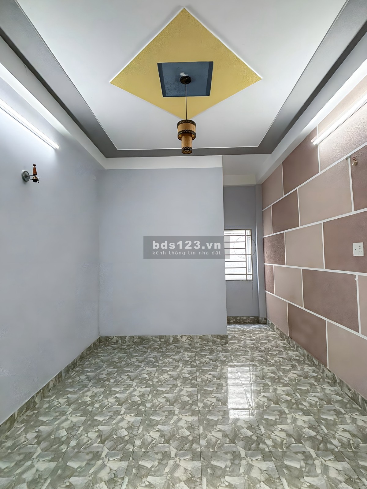 Cho thuê nhà nguyên căn (1 trệt 3 lầu) đường Trịnh Đình Trọng, Tân Phú