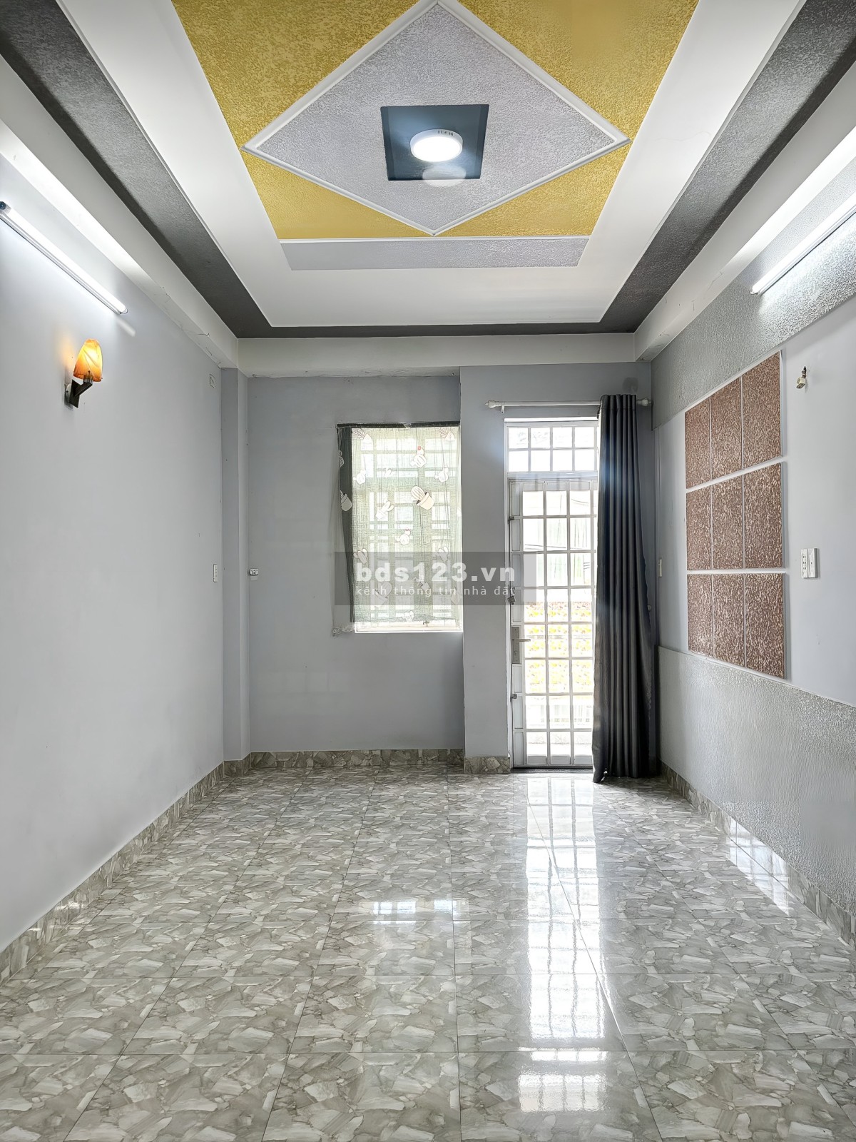 Cho thuê nhà nguyên căn (1 trệt 3 lầu) đường Trịnh Đình Trọng, Tân Phú