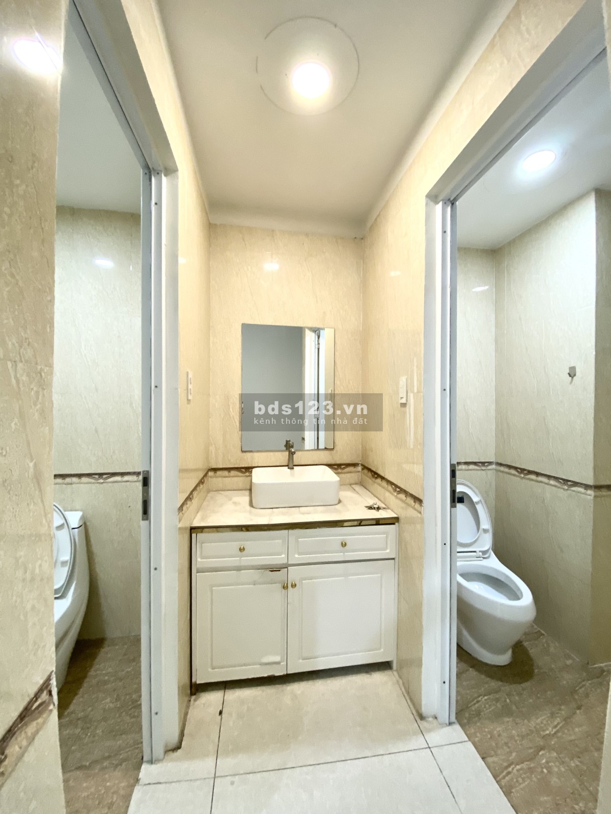 Cho thuê VP phòng giá rẻ nhất khu vực 80m2 ngay cầu bông- Bình Thạnh