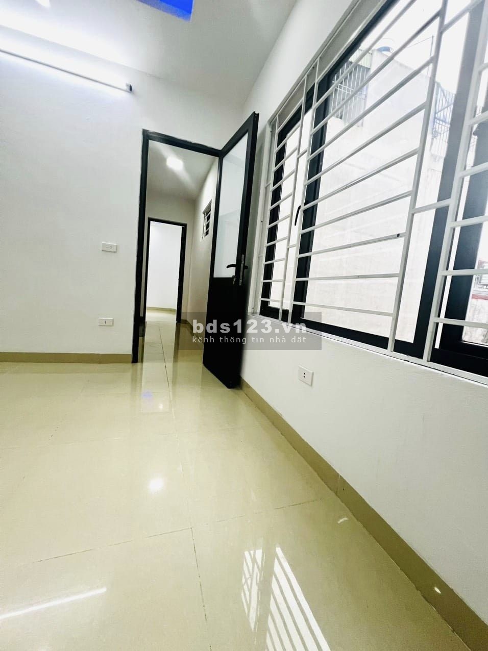 Bán nhà Yên Bình - Diện tích 34m, mặt tiền 3.8m, giá 2.85 tỷ