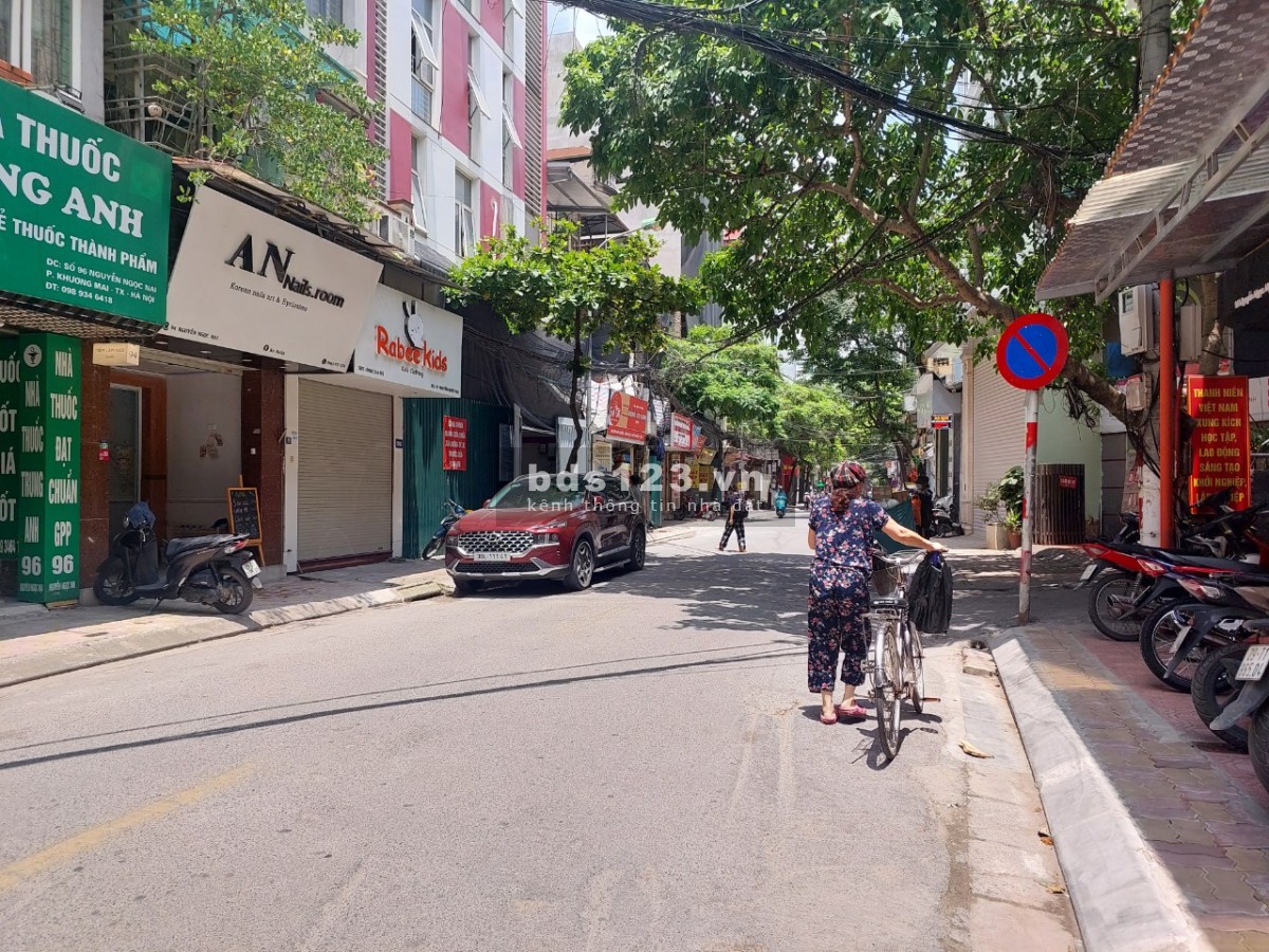 Bán nhà 5 tầng khu Nguyễn Ngọc Nại, Thanh Xuân, nhà cách phố 30m, giao thông thuận tiện, giá 4,8 tỷ