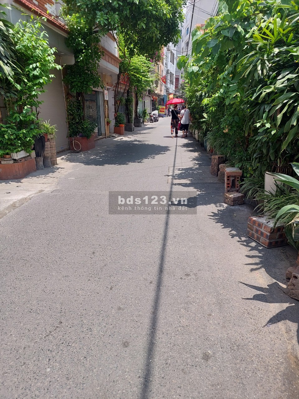 Bán nhà khu Giáp Nhất, Thanh Xuân, 5 tầng, diện tích 53 m2, nhà đẹp. Giao thông thuận tiện