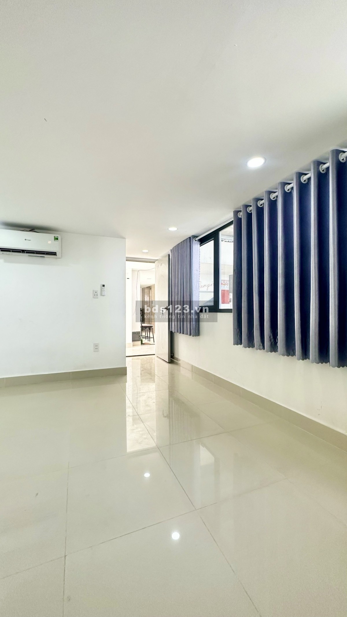 Cho thuê căn hộ dịch vụ cao cấp 98A Đặng Thùy Trâm p13 Bình Thạnh sát ĐH Văn Lang