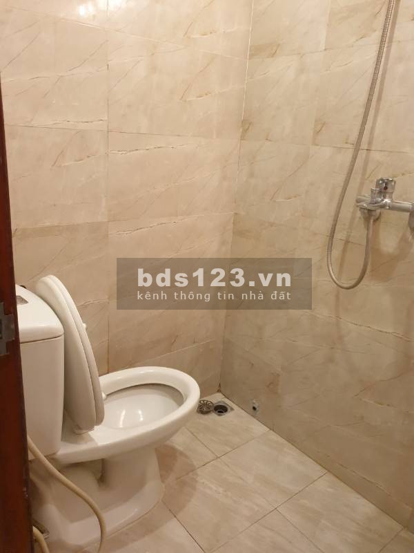 Cho thuê căn chung cư 65m2. Địa chỉ: Xã Đàn, Đống Đa, Hà Nội