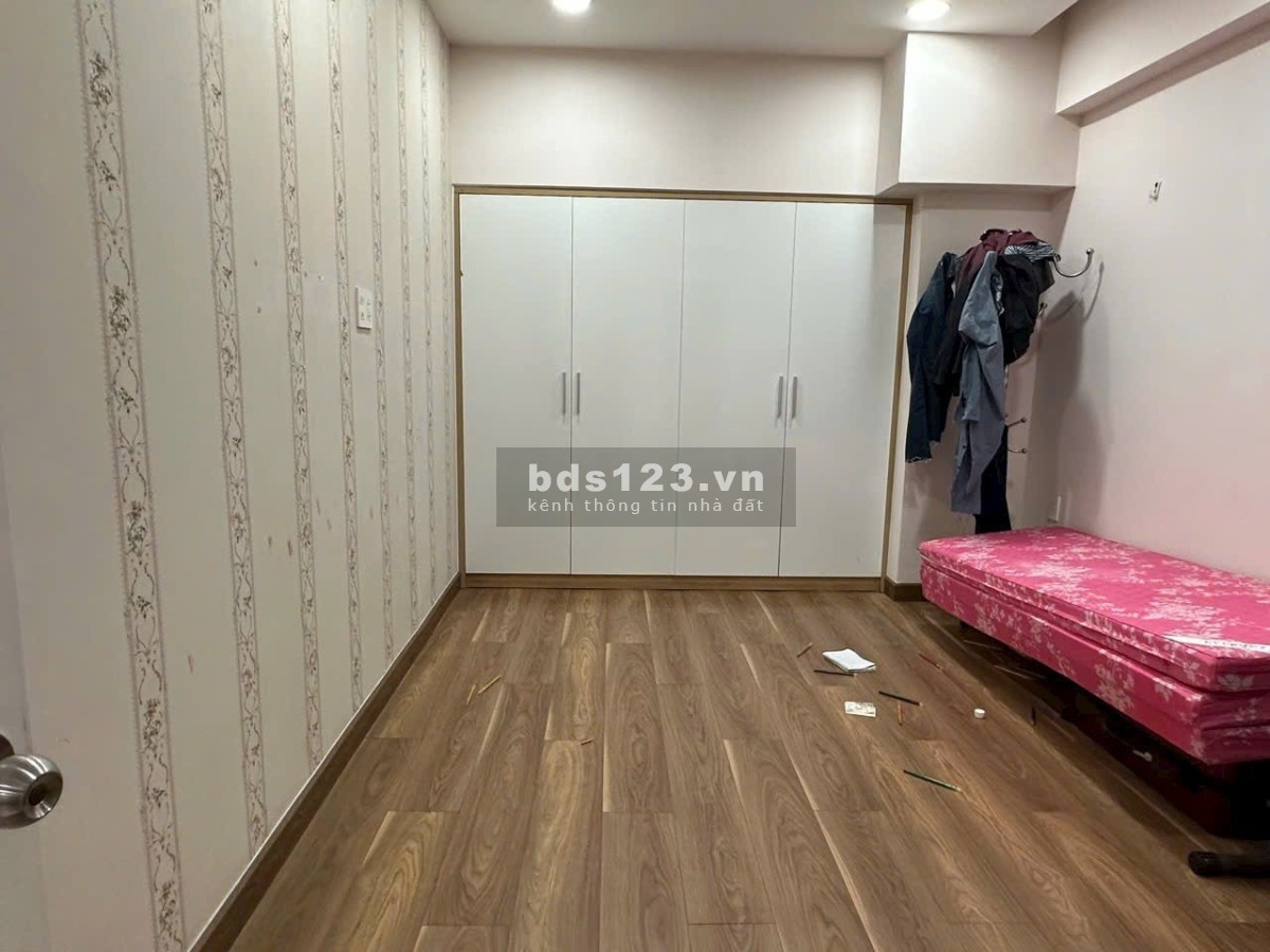 Bán shophouse 145m2 Phú Mỹ Thuận, nhà decor vừa ở vừa kinh doanh. Giá 3.5 tỷ.