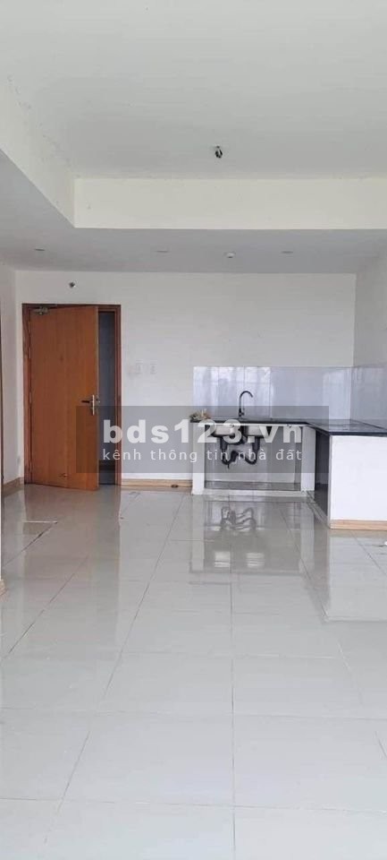 Cho thuê chung cư 1AB Cao Thắng, P2, Q3:70m2, 2p ngủ, Ban công, NT, 9tr