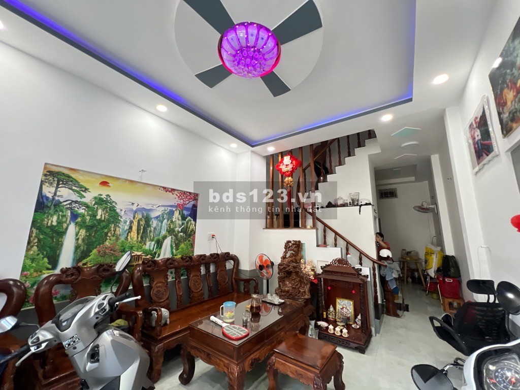Mua bán nhà mới 4 tầng KDL Suối Tiên, Quận 9, Thủ Đức, 50m2, chỉ 4 tỷ