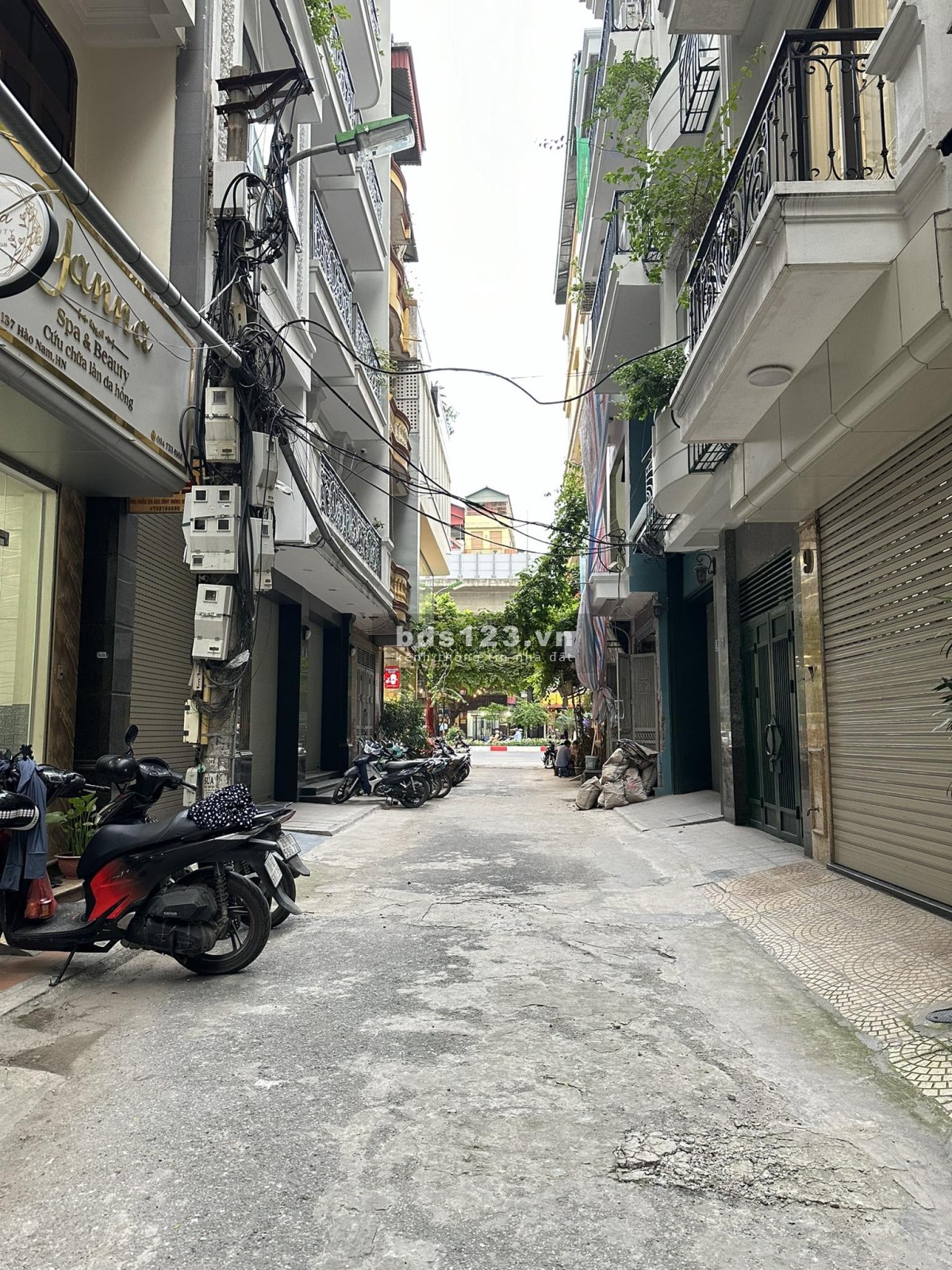 Bán nhà Hào Nam 60m2 x MT 6m xây mới sát hồ ngõ kinh doanh - 19 tỷ - Lh 0968736435