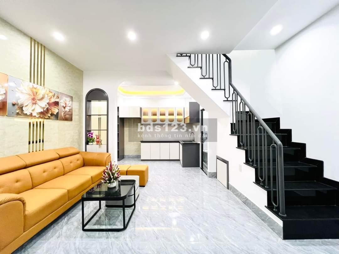 Bán Nhà Bình Chánh Sổ Hồng Riêng. Diện Tích: 4x20m tổng diện tích 80m2 bao gồm 1 trệt 1 lầu