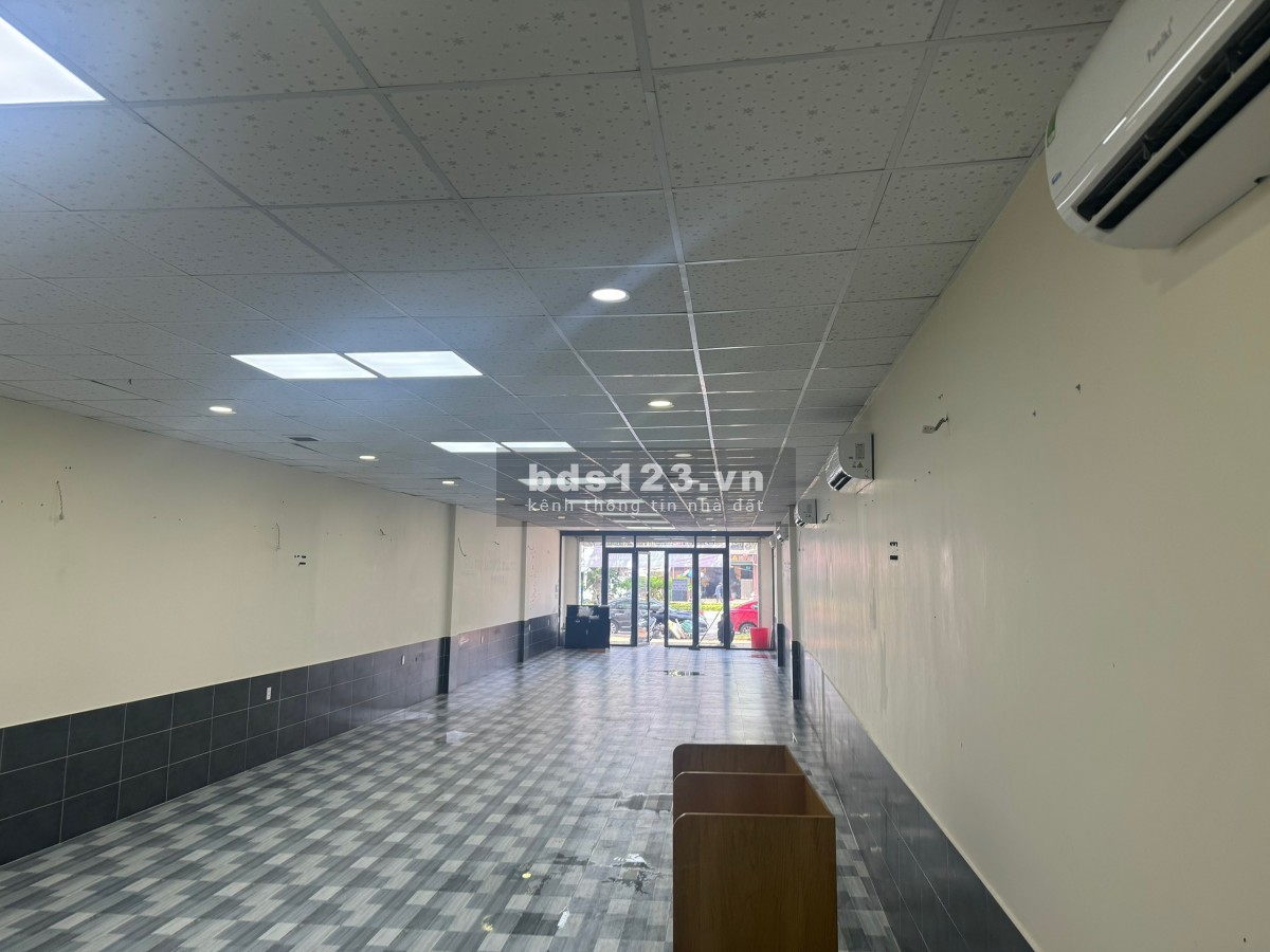 CHO THUÊ MẶT BẰNG 220M2 MẶT TIỆN THỐNG NHẤT MỚI