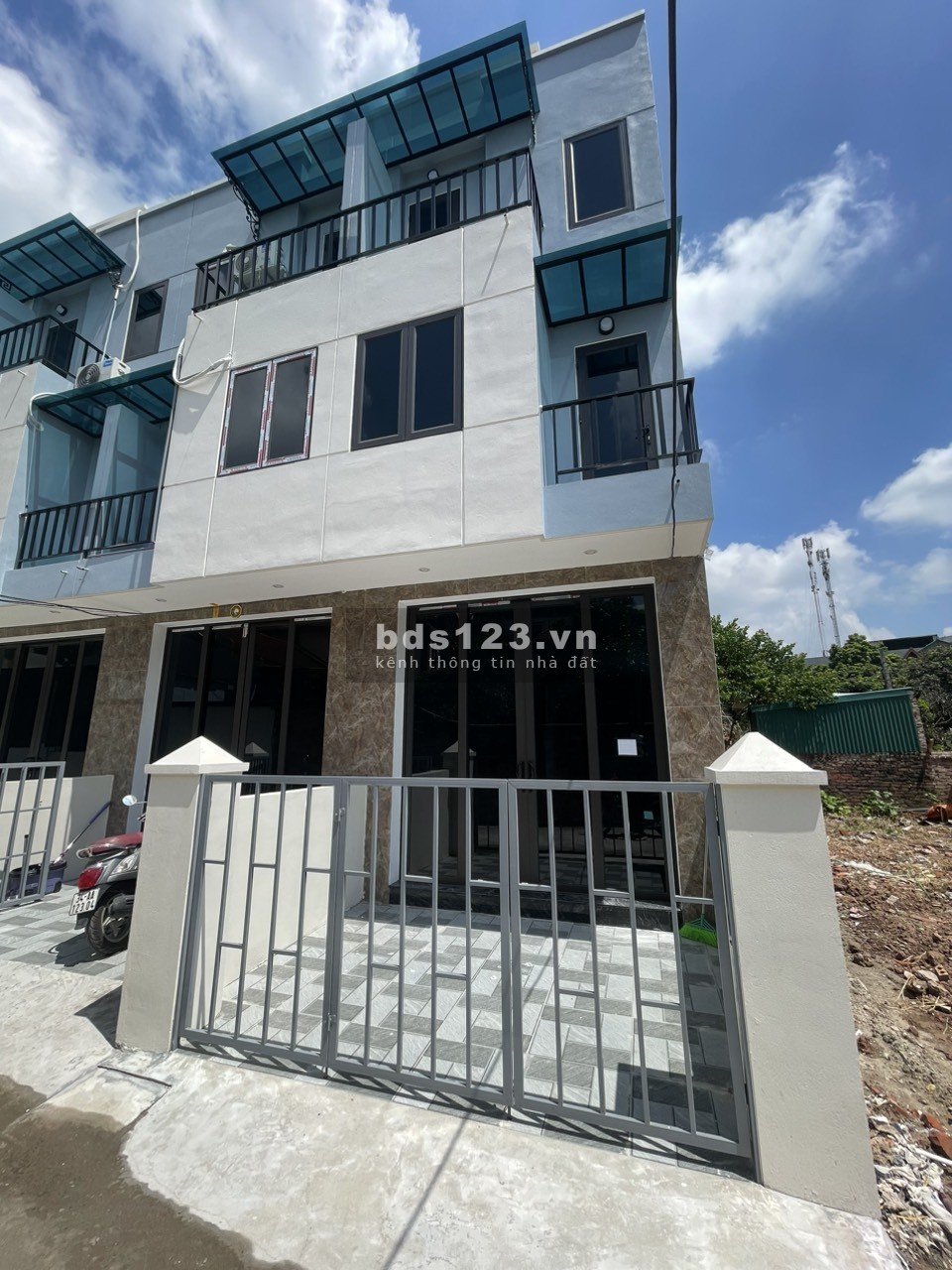 Bán nhà 3 tầng full thổ cư 46m2, 15p ra Đại Lộ Thăng Long, Phenikaa university, giá chỉ 2,65 tỷ